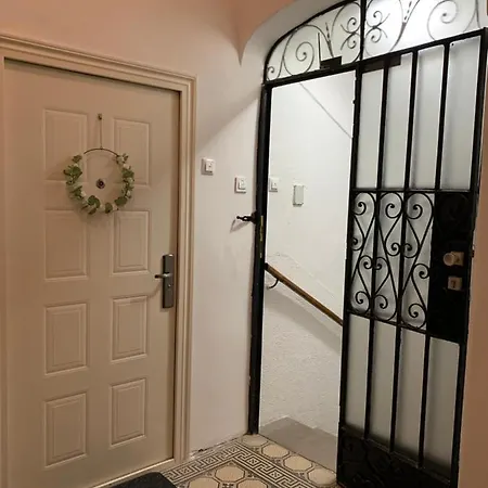 Capital מריבור