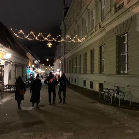 דירה Capital מריבור