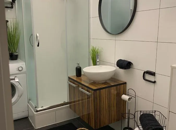 Capital * מריבור