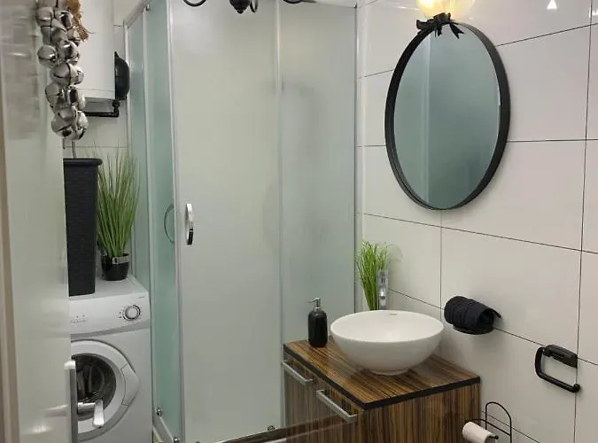 Capital * מריבור